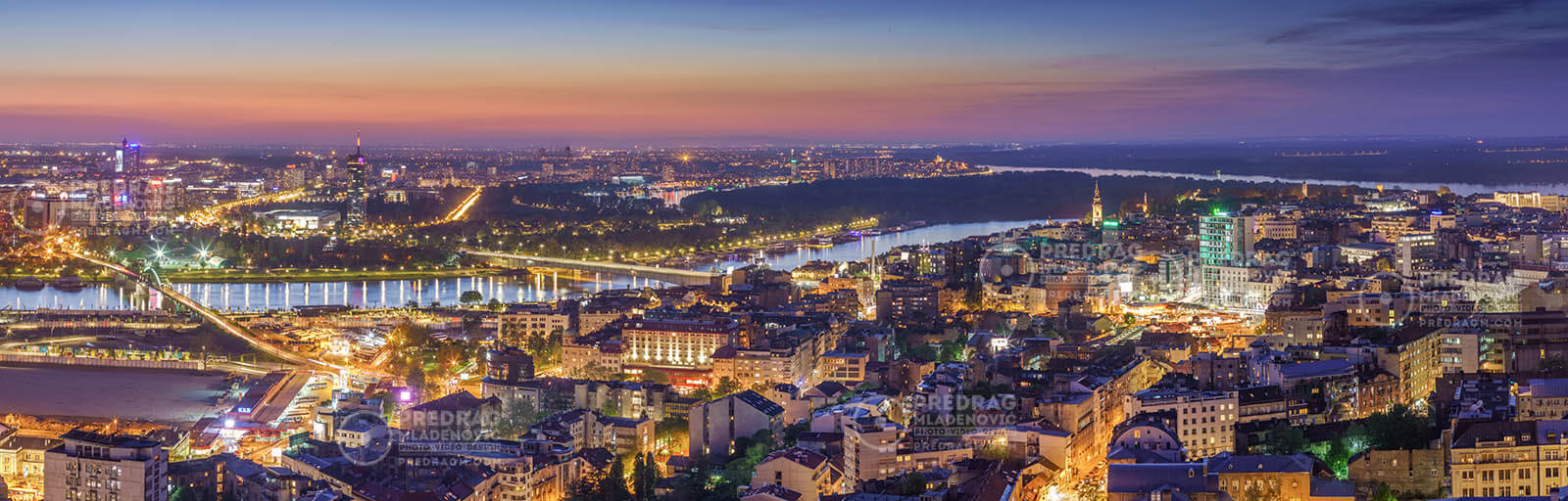Beograd: grad između voda